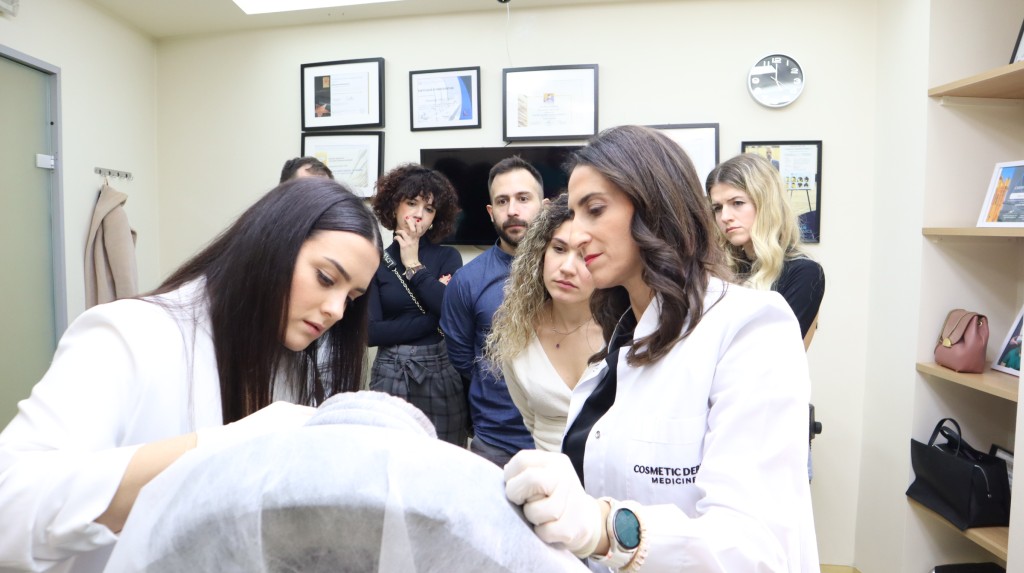 image 03 cosmetic derma medicine botox υαλουρονικό skin booster workshop